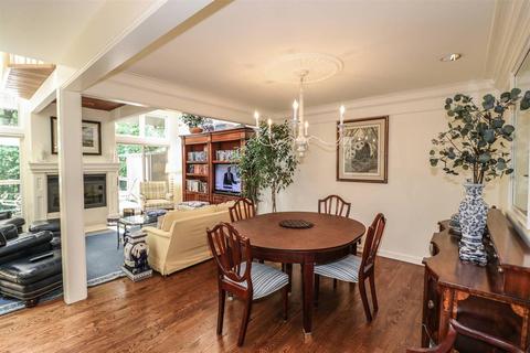 9 Spring Hill Dr, Mariemont, OH 45227 photo 9