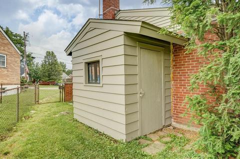 3395 Harry Lee Ln, Cincinnati, OH 45239 photo 31