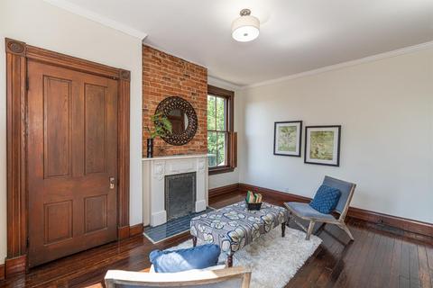1033 Beech Ave, Cincinnati, OH 45205 photo 24