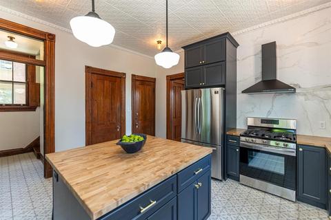 1033 Beech Ave, Cincinnati, OH 45205 photo 17