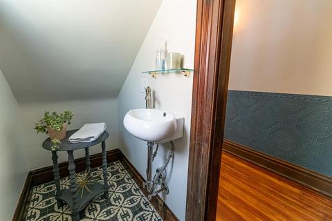 1033 Beech Ave, Cincinnati, OH 45205 photo 20