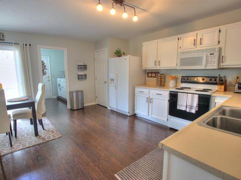 1523 Stableview Cir, Hamilton Township, OH 45039 photo 14