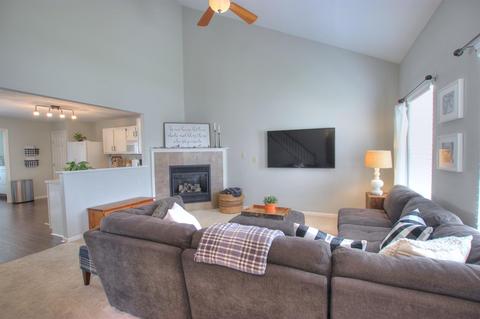 1523 Stableview Cir, Hamilton Township, OH 45039 photo 13