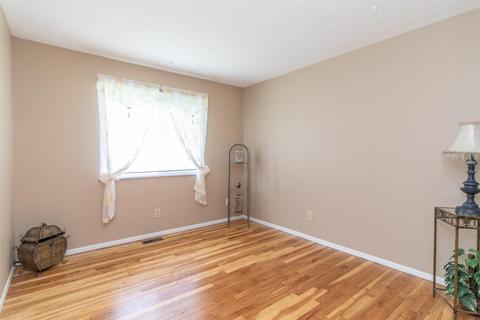 902 Holyoke Dr, Forest Park, OH 45240 photo 13