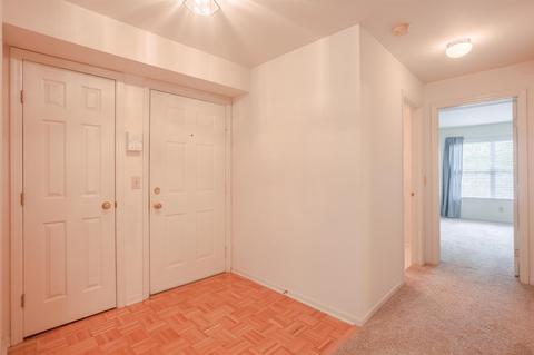 3984 Maplefield Ct #G, Cincinnati, OH 45255 photo 4