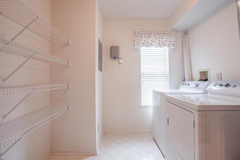 3984 Maplefield Ct #G, Cincinnati, OH 45255 photo 19