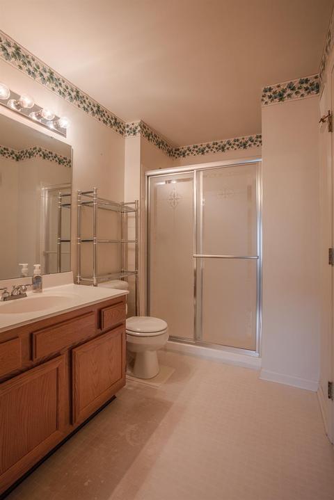3984 Maplefield Ct #G, Cincinnati, OH 45255 photo 15