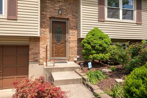 12088 Hazelhurst Ln, Cincinnati, OH 45240 photo 3