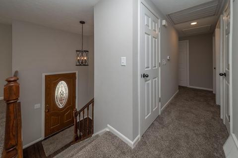 12088 Hazelhurst Ln, Cincinnati, OH 45240 photo 4