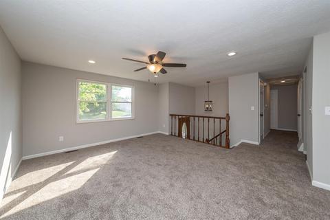 12088 Hazelhurst Ln, Cincinnati, OH 45240 photo 5