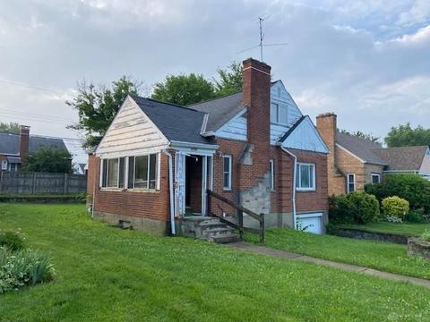 8390 Mayfair St, Cincinnati, OH 45216 photo 2
