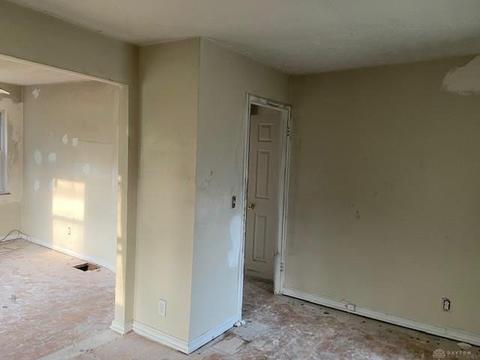 8390 Mayfair St, Cincinnati, OH 45216 photo 4