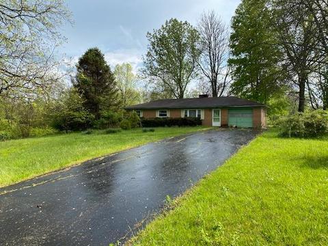 3957 Summit Rd, Batavia, OH 45103 photo 2