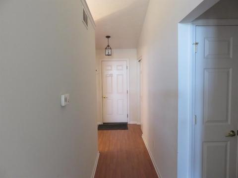 3368 Emerald Ridge Dr, Cincinnati, OH 45211 photo 3