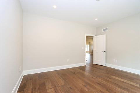 9527 Cooper Ln, Blue Ash, OH 45242 photo 21