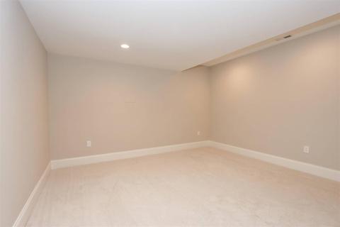 9527 Cooper Ln, Blue Ash, OH 45242 photo 32