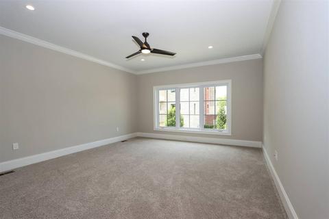 9527 Cooper Ln, Blue Ash, OH 45242 photo 23
