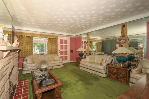 1748 Dalewood Pl, Cincinnati, OH 45240 photo 4