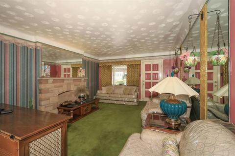 1748 Dalewood Pl, Cincinnati, OH 45240 photo 6