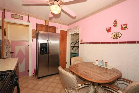 1748 Dalewood Pl, Cincinnati, OH 45240 photo 13