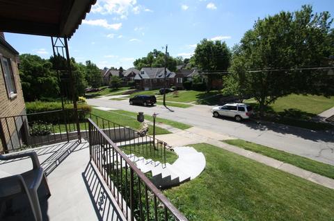 4354 Cappel Dr, Cincinnati, OH 45205 photo 2