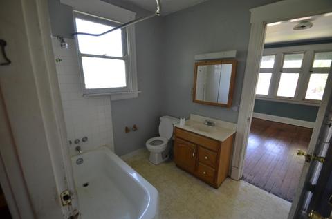 889 Beech Ave, Cincinnati, OH 45205 photo 8