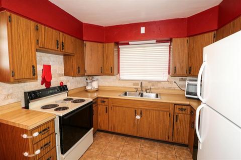 97 Avon Dr, Hamilton, OH 45013 photo 9
