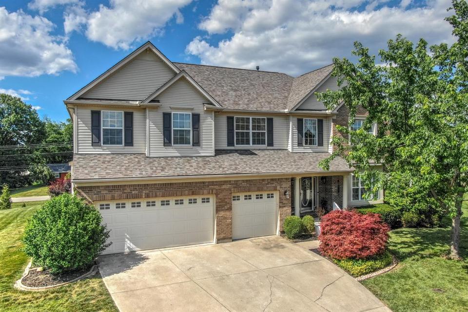  5974 Tyler Point Dr, Hamilton, OH 45011 photo 1