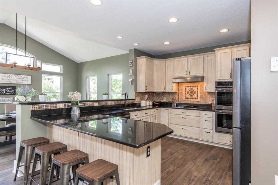  5974 Tyler Point Dr, Hamilton, OH 45011 photo 8