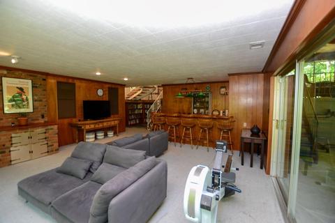 2623 Beechmar Dr, Cincinnati, OH 45230 photo 30