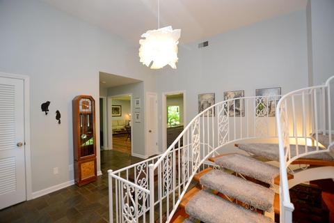 2623 Beechmar Dr, Cincinnati, OH 45230 photo 6