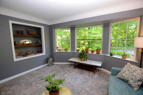 2623 Beechmar Dr, Cincinnati, OH 45230 photo 9