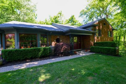 2623 Beechmar Dr, Cincinnati, OH 45230 photo 2