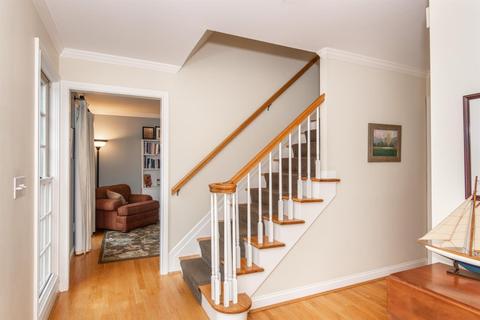 10046 Wimbledon Ct, Montgomery, OH 45242 photo 7