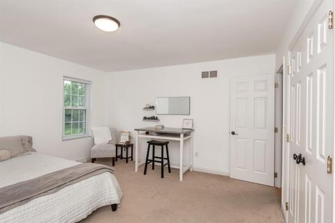10046 Wimbledon Ct, Montgomery, OH 45242 photo 30