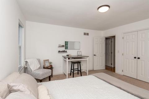 10046 Wimbledon Ct, Montgomery, OH 45242 photo 31