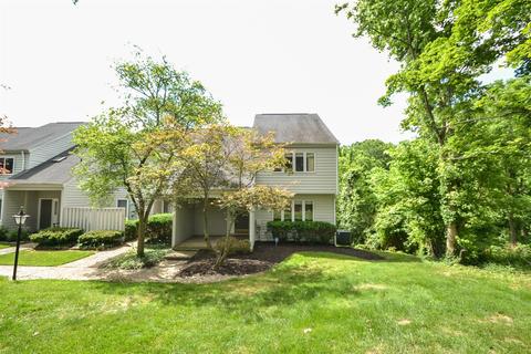 9799 Troon Ct, Blue Ash, OH 45241 photo 4