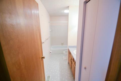 9799 Troon Ct, Blue Ash, OH 45241 photo 15