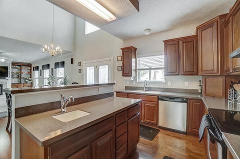7541 Macaulay Blvd, Hamilton Township, OH 45039 photo 10