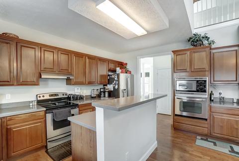 7541 Macaulay Blvd, Hamilton Township, OH 45039 photo 11