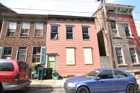 247 Renner St, Cincinnati, OH 45214 photo 1