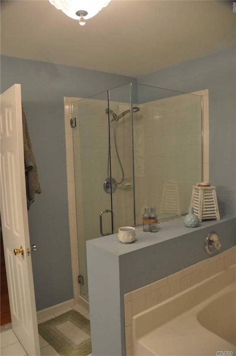 8406 St Clair Ave, Cincinnati, OH 45236 photo 32