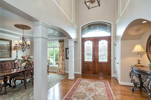 8139 Deer Path Ln, Cincinnati, OH 45243 photo 5