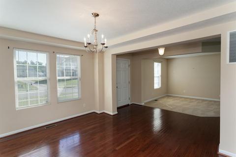 2807 Chopin Dr, Cincinnati, OH 45231 photo 5