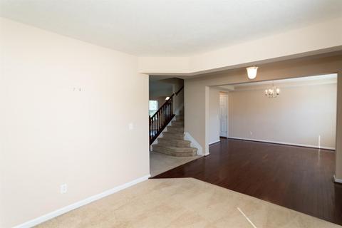 2807 Chopin Dr, Cincinnati, OH 45231 photo 8