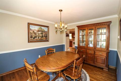 1878 Edgewater Dr, Cincinnati, OH 45240 photo 12