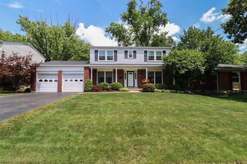 1878 Edgewater Dr, Cincinnati, OH 45240 photo 1