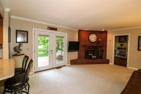 1878 Edgewater Dr, Cincinnati, OH 45240 photo 7