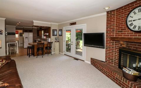 1878 Edgewater Dr, Cincinnati, OH 45240 photo 8