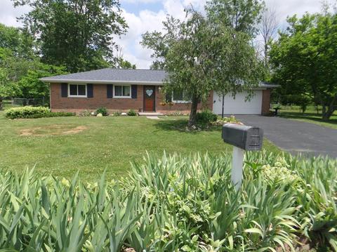 582 Weil Dr, Cincinnati, OH 45244 photo 1